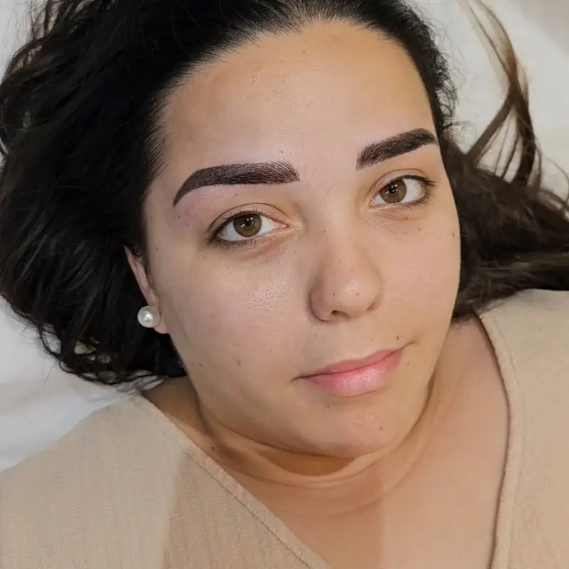 Cejas, Monika Klara Nagy